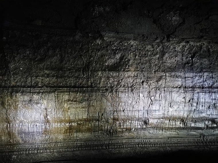 Manjanggul Cave